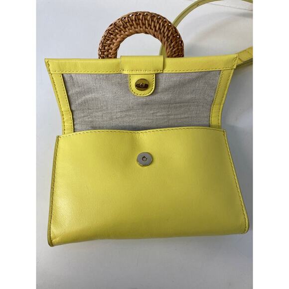 VINCE CAMUTO NWT SMALL YELLOW LEATHER CROSSBODY BAG (ASIS) - Picture 8 of 16